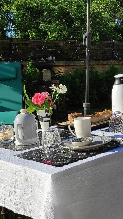 Les Papouz Bed & Breakfast Gommecourt Exterior foto